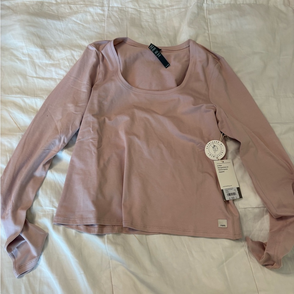 Vuori Women's Long Sleeve Scoop Neck Top in Dusty Mauve